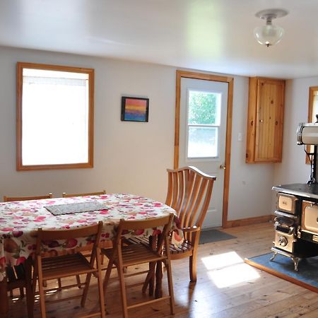 Breton Cove Farmhouse Affittacamere Indian Brook Esterno foto